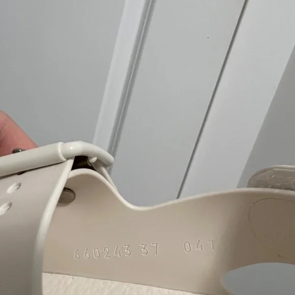 GUCCI DAD SANDALS - Picture 5 of 6